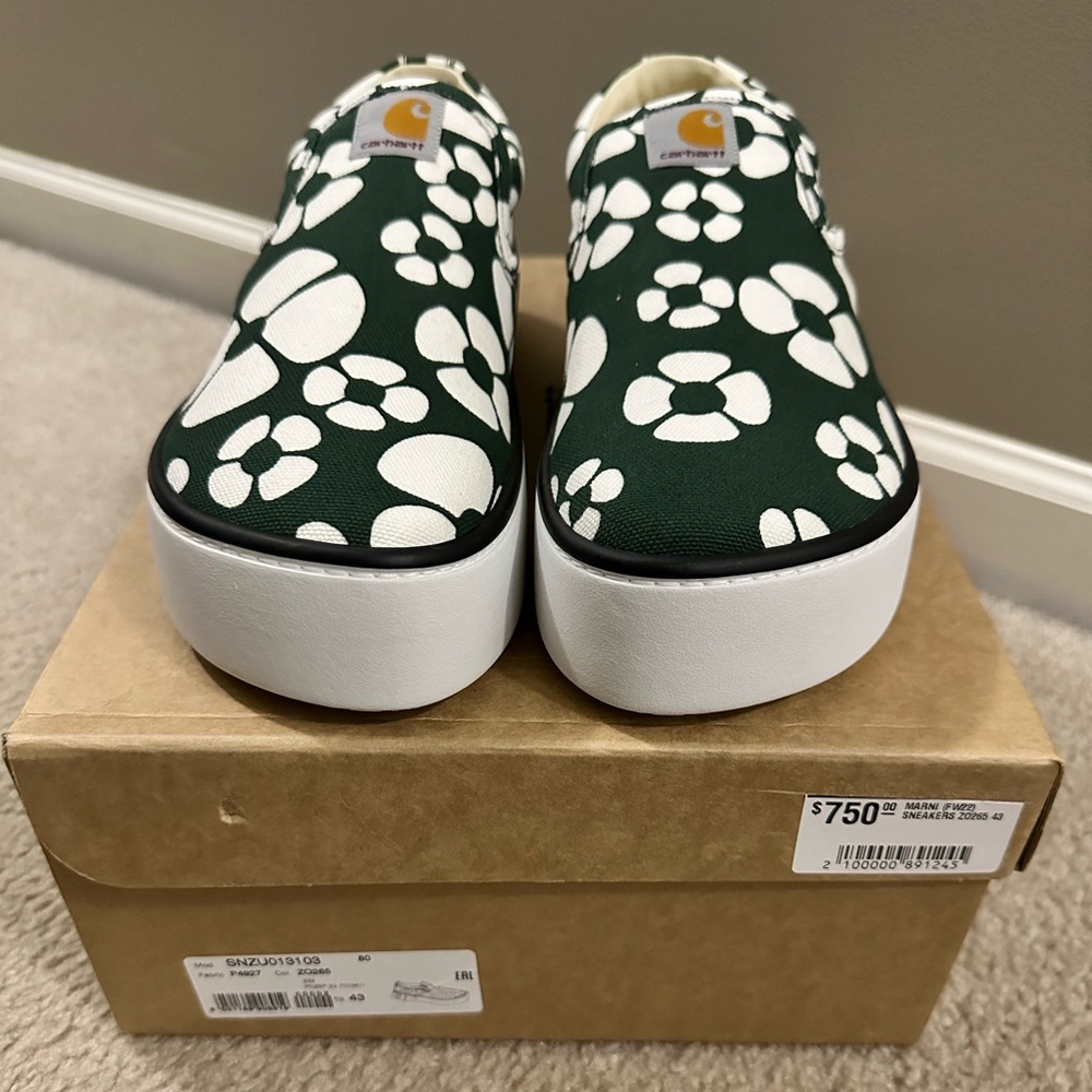 Marni Carhartt shoes size 43 and they have never been worn